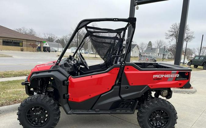 2023 Honda® Pioneer 1000 Deluxe