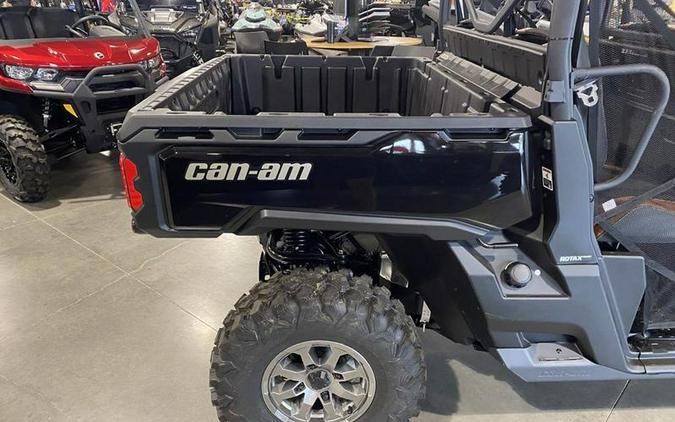 2024 Can-Am® Defender MAX Lone Star HD10