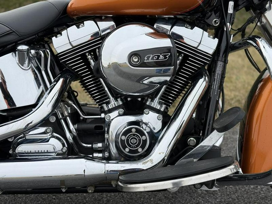 2016 Harley-Davidson® FLSTC - Heritage Softail® Classic