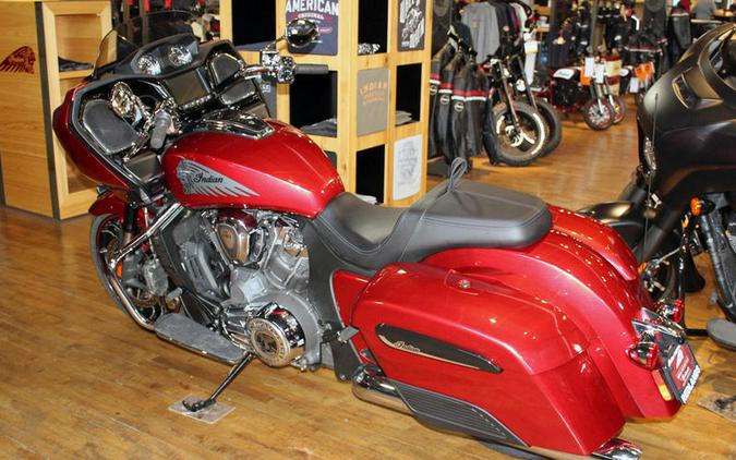 2021 Indian Motorcycle® Challenger® Limited Ruby Metallic