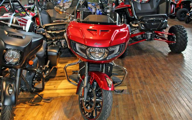 2021 Indian Motorcycle® Challenger® Limited Ruby Metallic