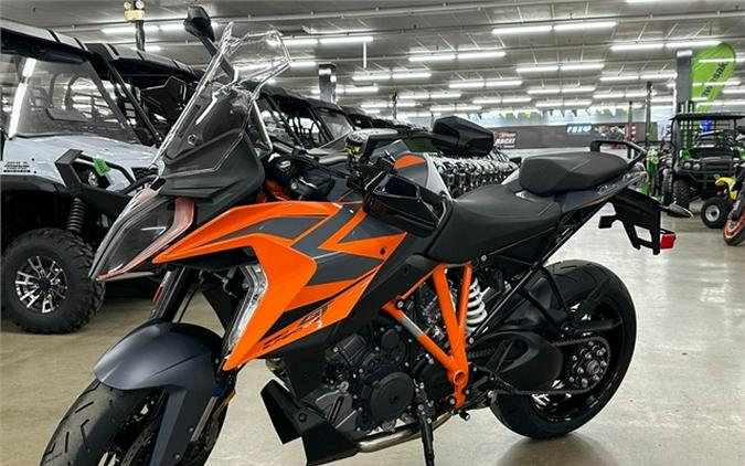 2023 KTM Super Duke 1290 GT