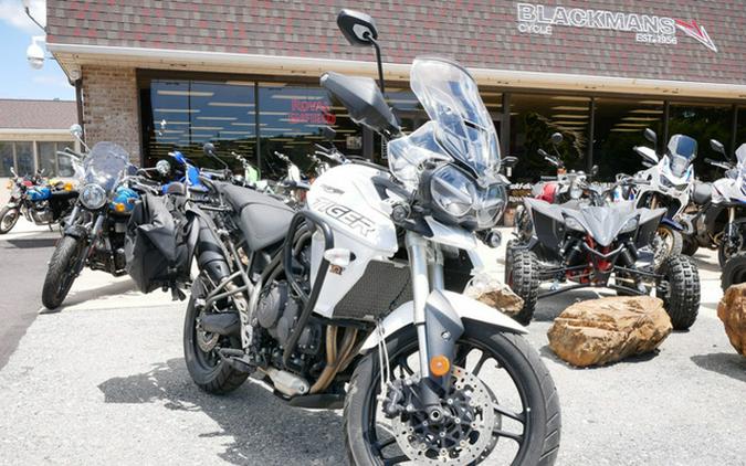 2019 Triumph Tiger 800 XRT Crystal White XRT