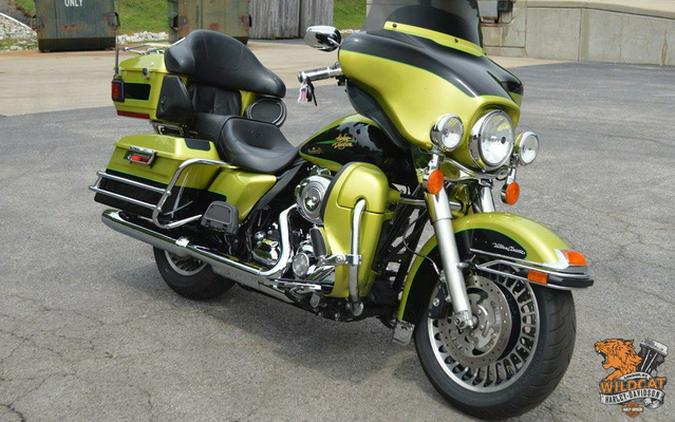 2011 Harley-Davidson FLHTCU - Ultra Classic Electra Glide