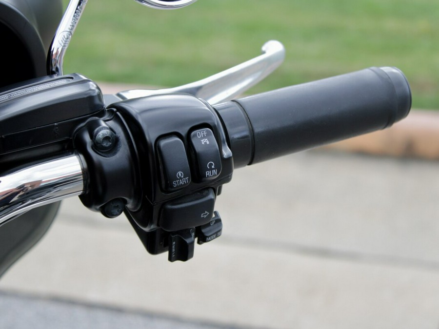 Used 2013 Harley-Davidson Electra Glide Ultra Limited Grand American Touring Motorcycle For Sale In Medina, OH