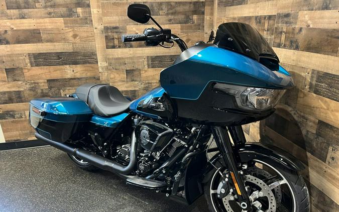 2026 Harley-Davidson® Road Glide® Teal Thunder / Vivid Black - Black FLTRX