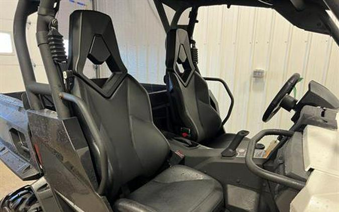 2013 Can-Am Commander Electric w/Half Windshield & Roof