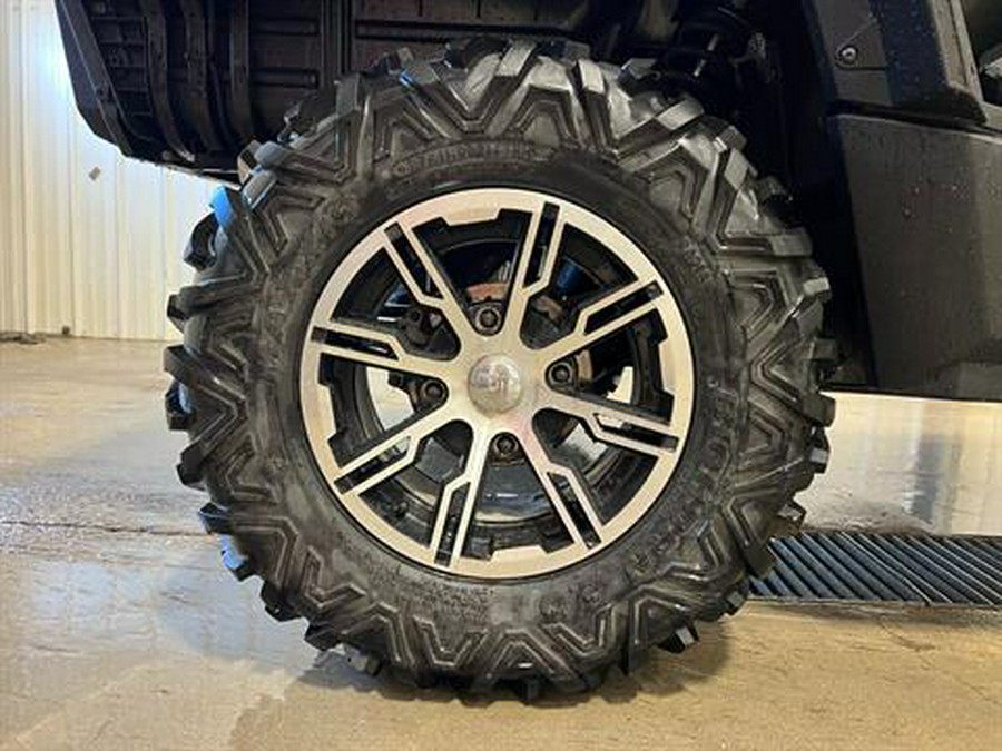 2013 Can-Am Commander Electric w/Half Windshield & Roof