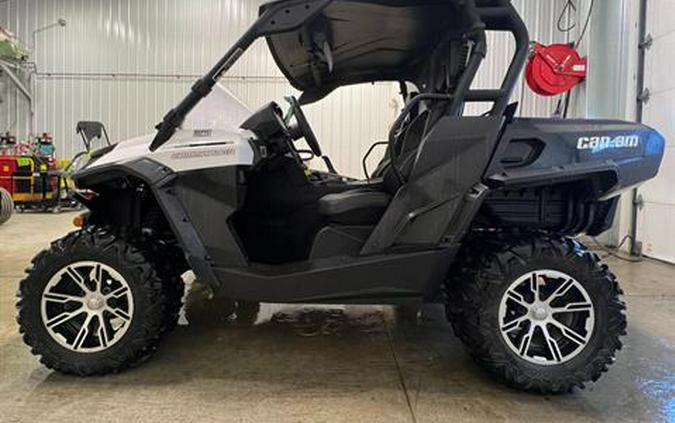 2013 Can-Am Commander Electric w/Half Windshield & Roof