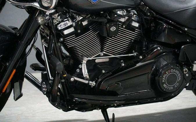 2025 Harley-Davidson Softail FLHC - Heritage Classic