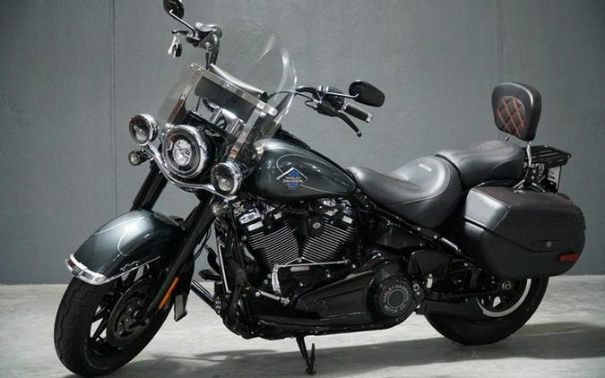 2025 Harley-Davidson Softail FLHC - Heritage Classic
