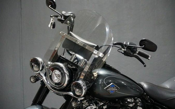 2025 Harley-Davidson Softail FLHC - Heritage Classic