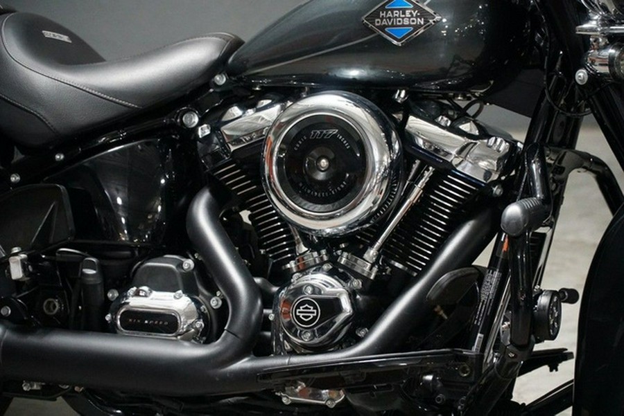 2025 Harley-Davidson Softail FLHC - Heritage Classic
