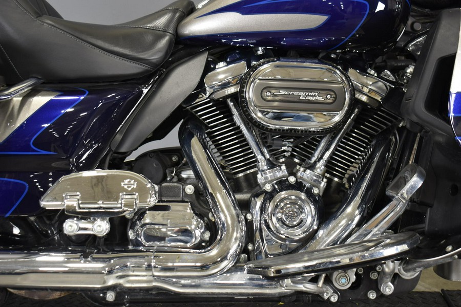 2017 Harley-Davidson CVO Limited Palladium Silver/Phantom Blue with Wicked Sapphire including Mirr