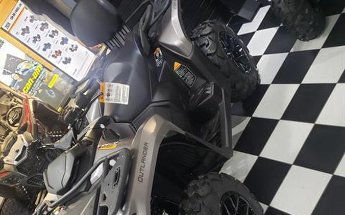 2025 Can-Am Outlander MAX XT 700