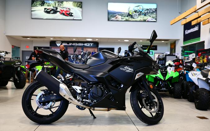 2026 Kawasaki Ninja 500 ABS Metallic Flat Spark BlackMetallic Spark Black