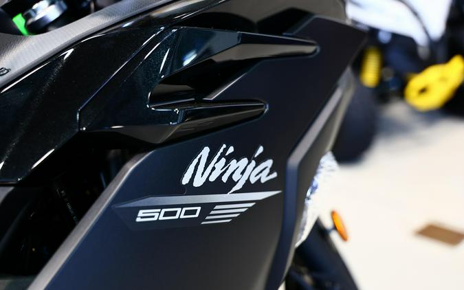 2026 Kawasaki Ninja 500 ABS Metallic Flat Spark BlackMetallic Spark Black