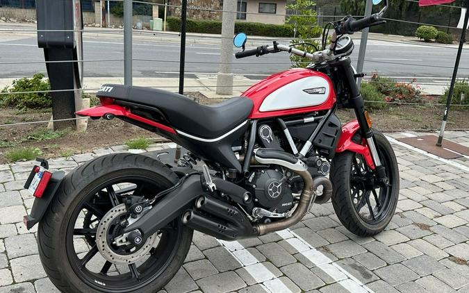 2018 Ducati Scrambler Icon Red