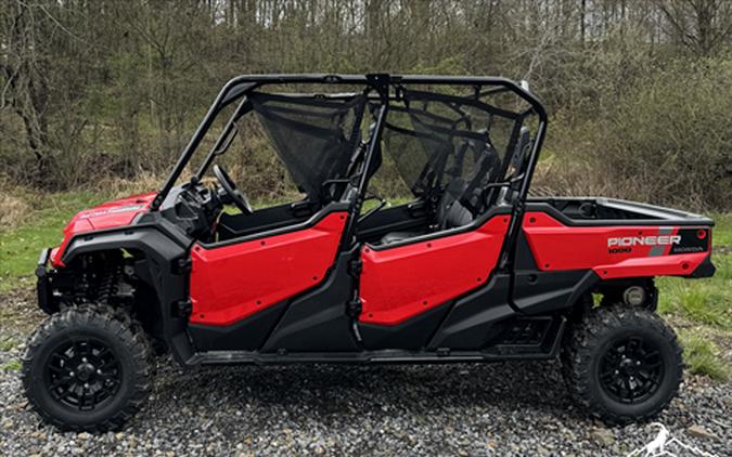 2023 Honda Pioneer 1000-6 Deluxe Crew