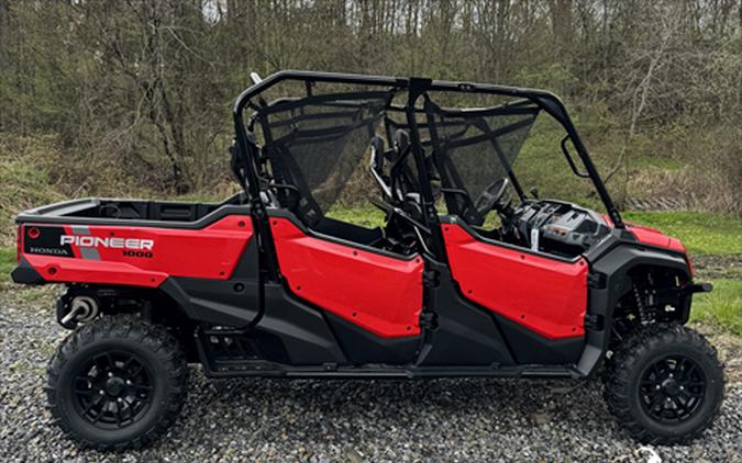 2023 Honda Pioneer 1000-6 Deluxe Crew