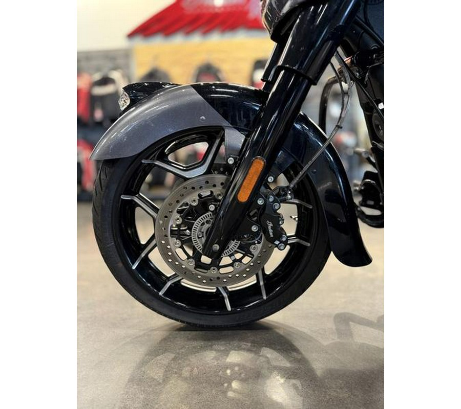 2021 Indian Motorcycle® Chieftain® Elite Thunder Black Vivid Crystal / Carbon Crystal