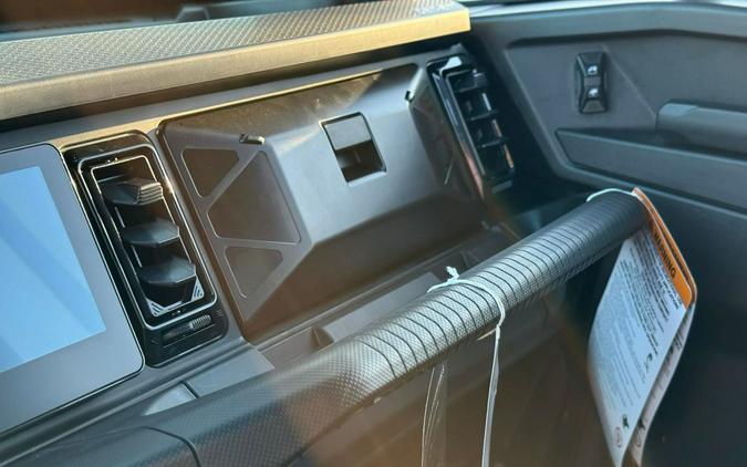 2026 Can-Am Defender Limited HD11