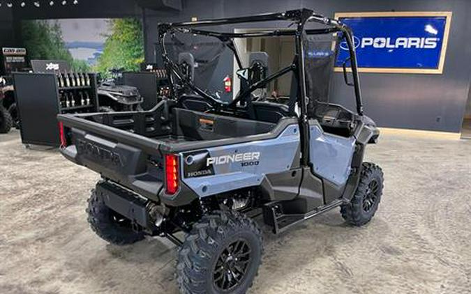 2024 Honda Pioneer 1000 Deluxe