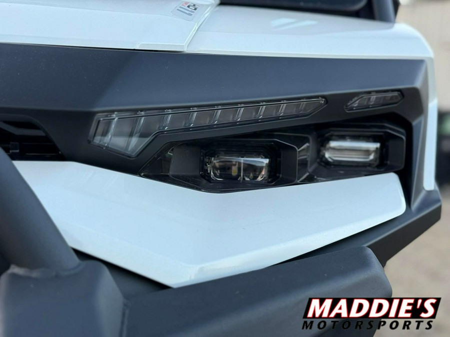 2026 Can-Am Defender Limited HD11