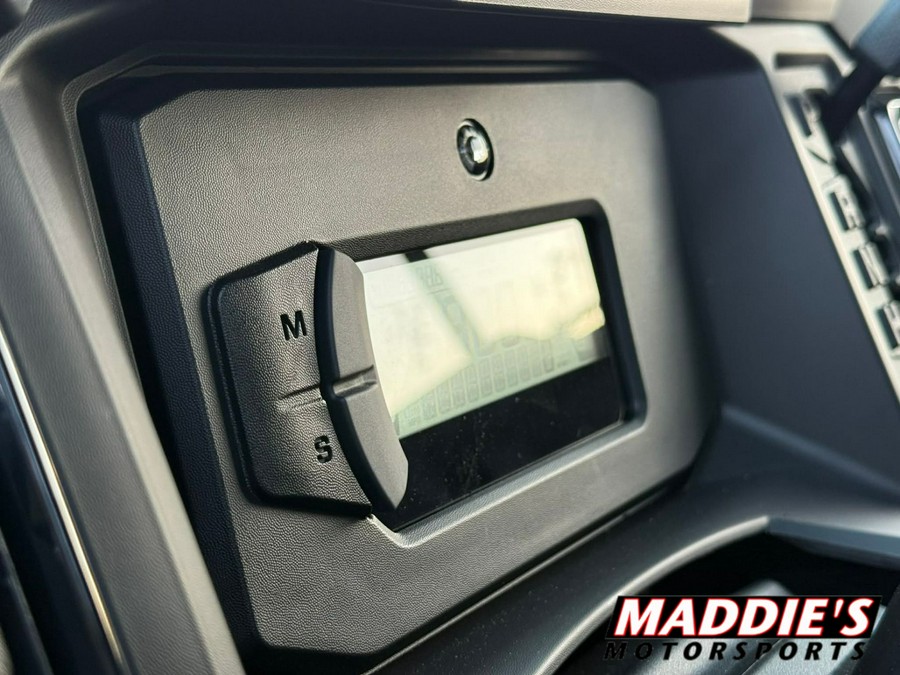 2026 Can-Am Defender Limited HD11