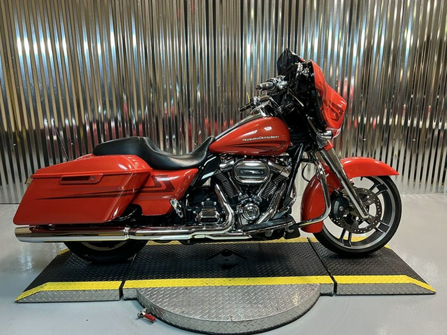 2017 Harley-Davidson FLHXS - Street Glide Special