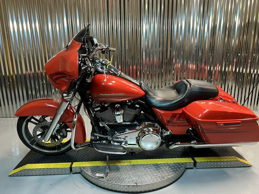 2017 Harley-Davidson FLHXS - Street Glide Special