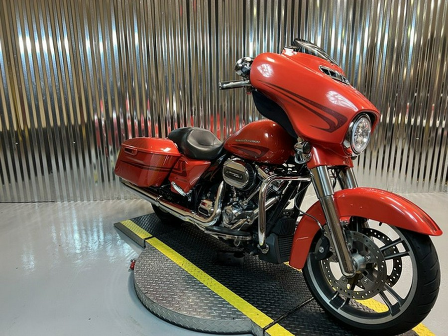 2017 Harley-Davidson FLHXS - Street Glide Special