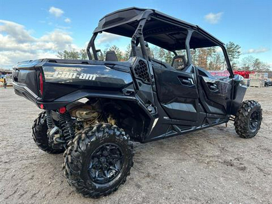 2025 Can-Am Commander MAX XT 700