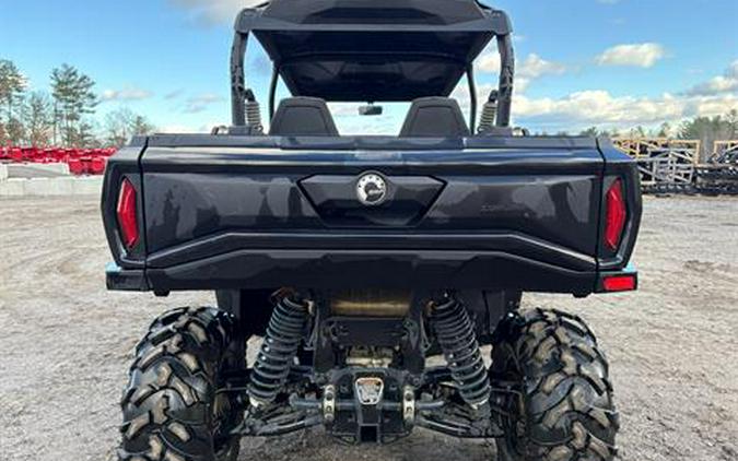 2025 Can-Am Commander MAX XT 700