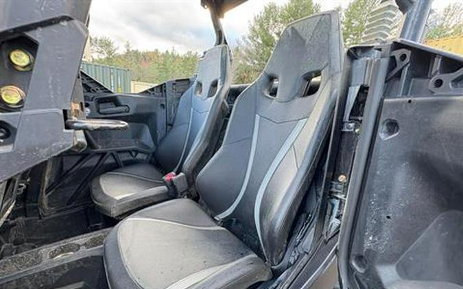 2025 Can-Am Commander MAX XT 700