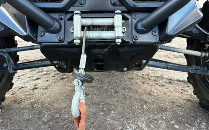 2025 Can-Am Commander MAX XT 700