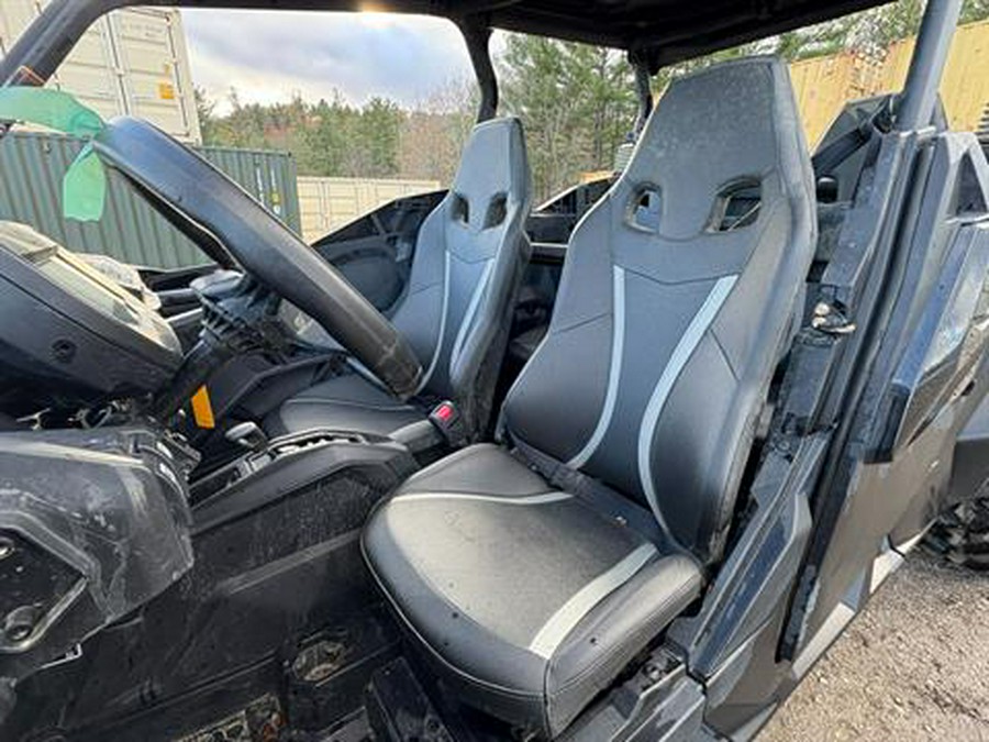 2025 Can-Am Commander MAX XT 700