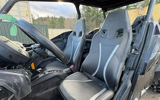 2025 Can-Am Commander MAX XT 700