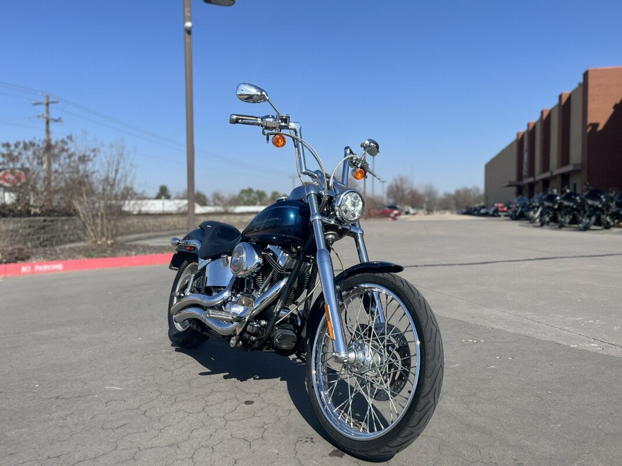 2001 Harley-Davidson® FXSTDI Softail Deuce, LUXURY BLUE