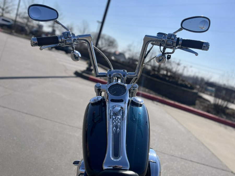 2001 Harley-Davidson® FXSTDI Softail Deuce, LUXURY BLUE