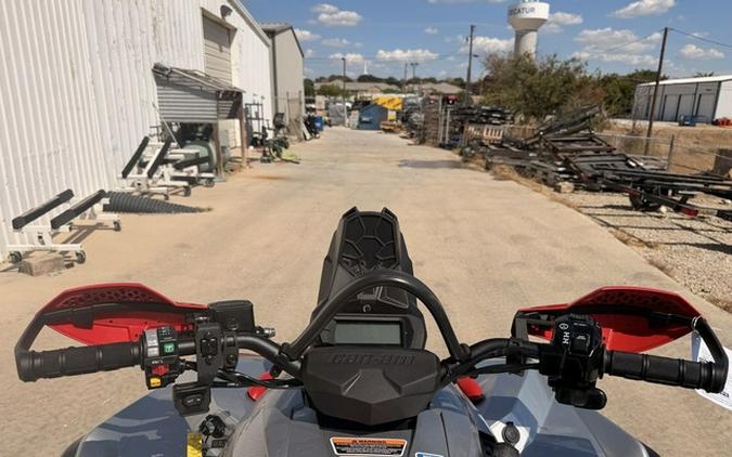 2026 Can-Am Renegade X Mr 1000 R Hyper Silver & Legion Red