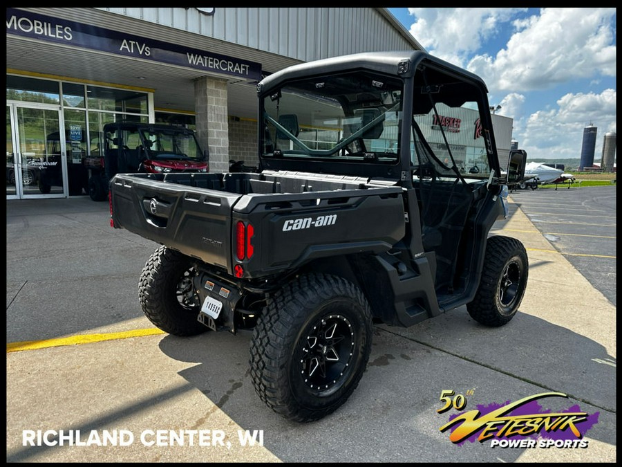 2023 Can-Am® Defender DPS HD9 Oxford Blue