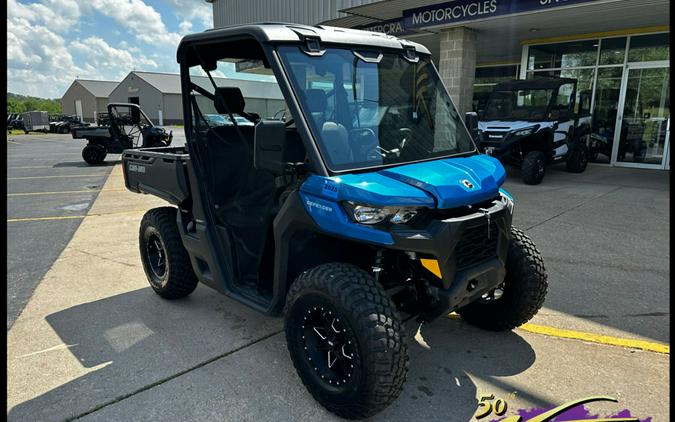 2023 Can-Am® Defender DPS HD9 Oxford Blue