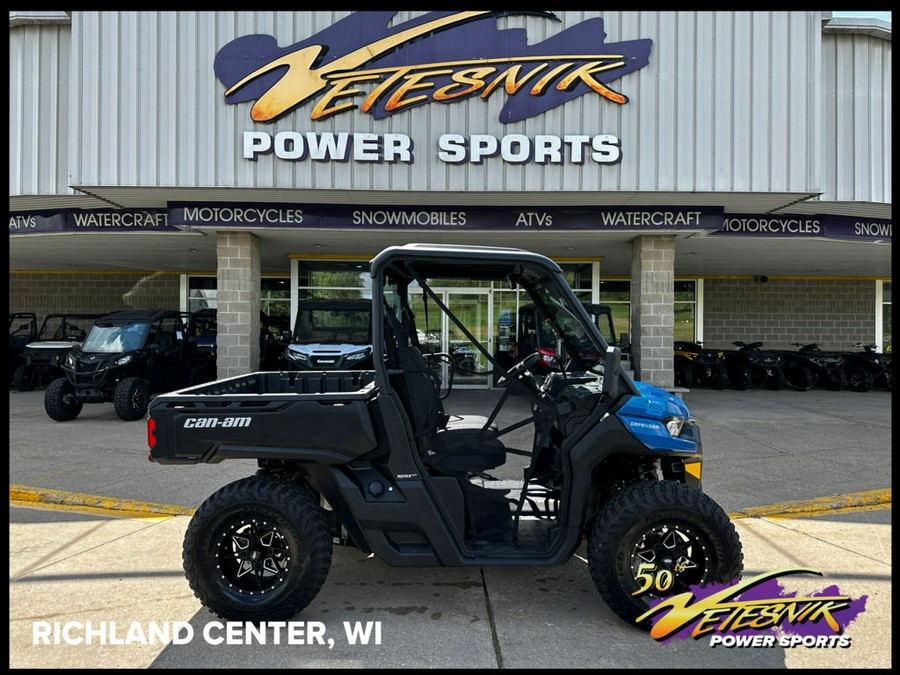 2023 Can-Am® Defender DPS HD9 Oxford Blue