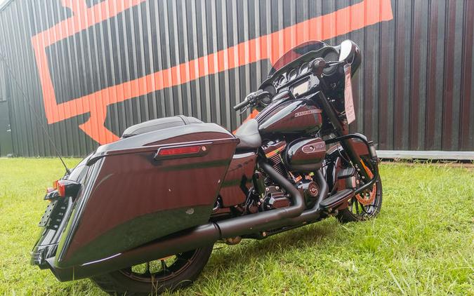 2018 Harley-Davidson® FLHXS - Street Glide® Special