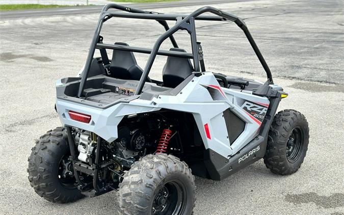 2024 Polaris RZR 200 EFI