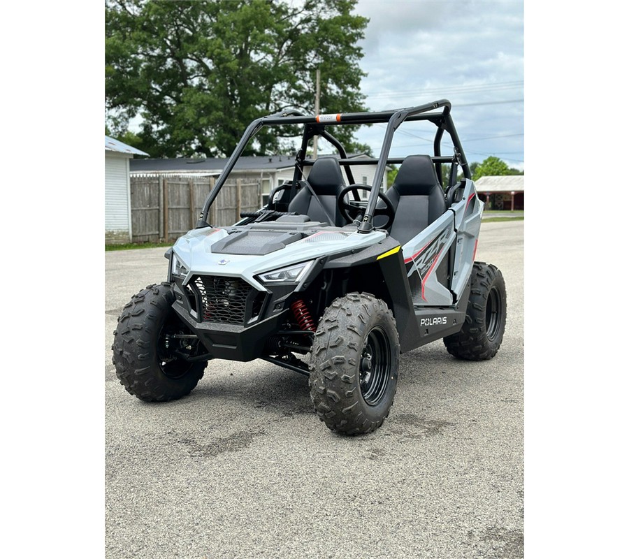 2024 Polaris RZR 200 EFI