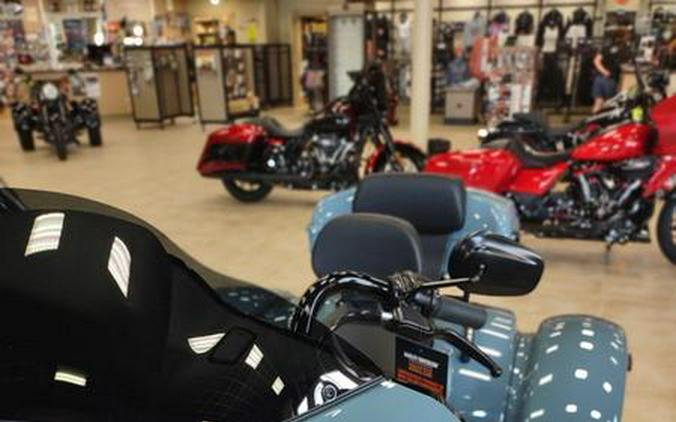 2024 Harley-Davidson® FLTRT - Road Glide® 3