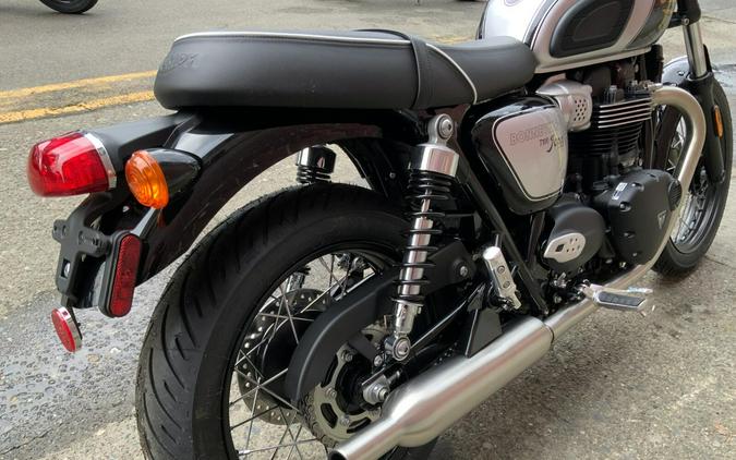 2025 Triumph BONNEVILLE T100 ICON