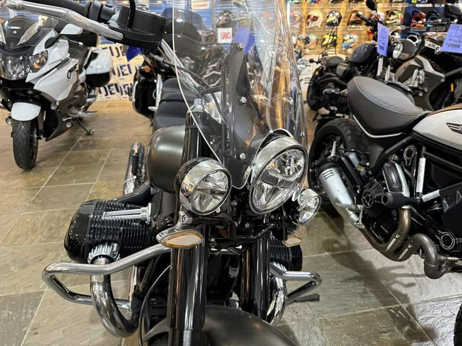 2022 BMW R 18 Classic Manhattan Metallic Matte